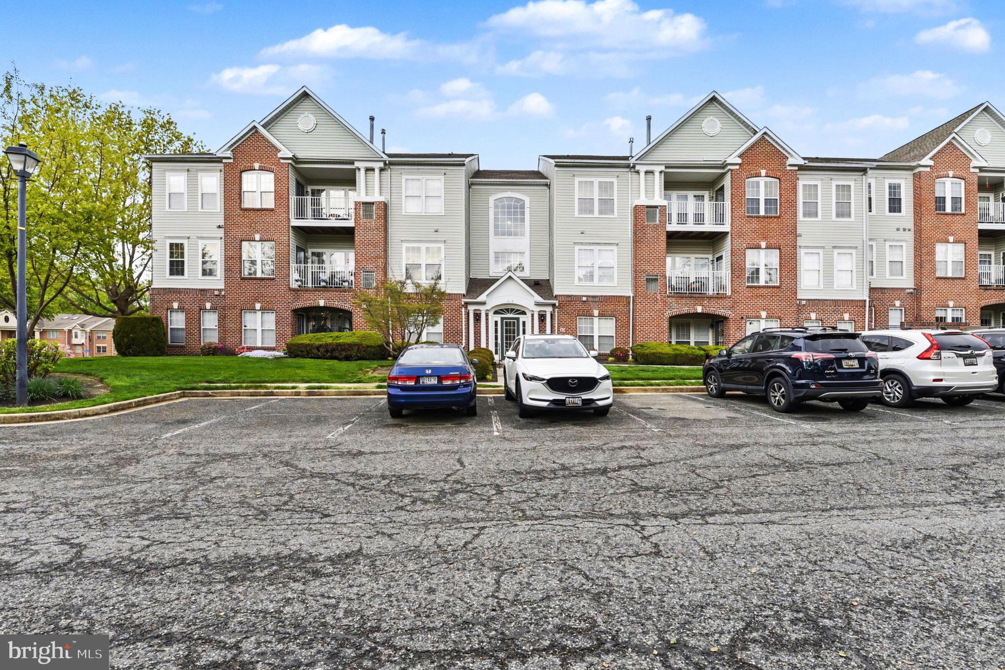 DURHAM MANOR - Residential