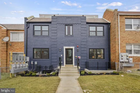 1242 Meigs Place NE Unit 3, Washington, DC MLS: DCDC2189682