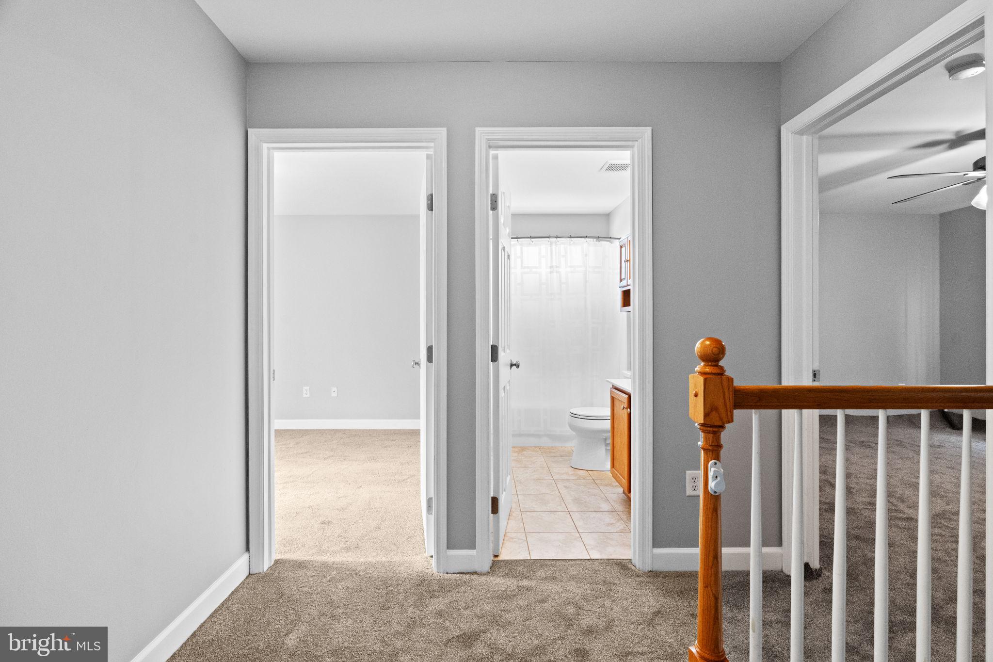 LAUREL CREEK RUN - Residential