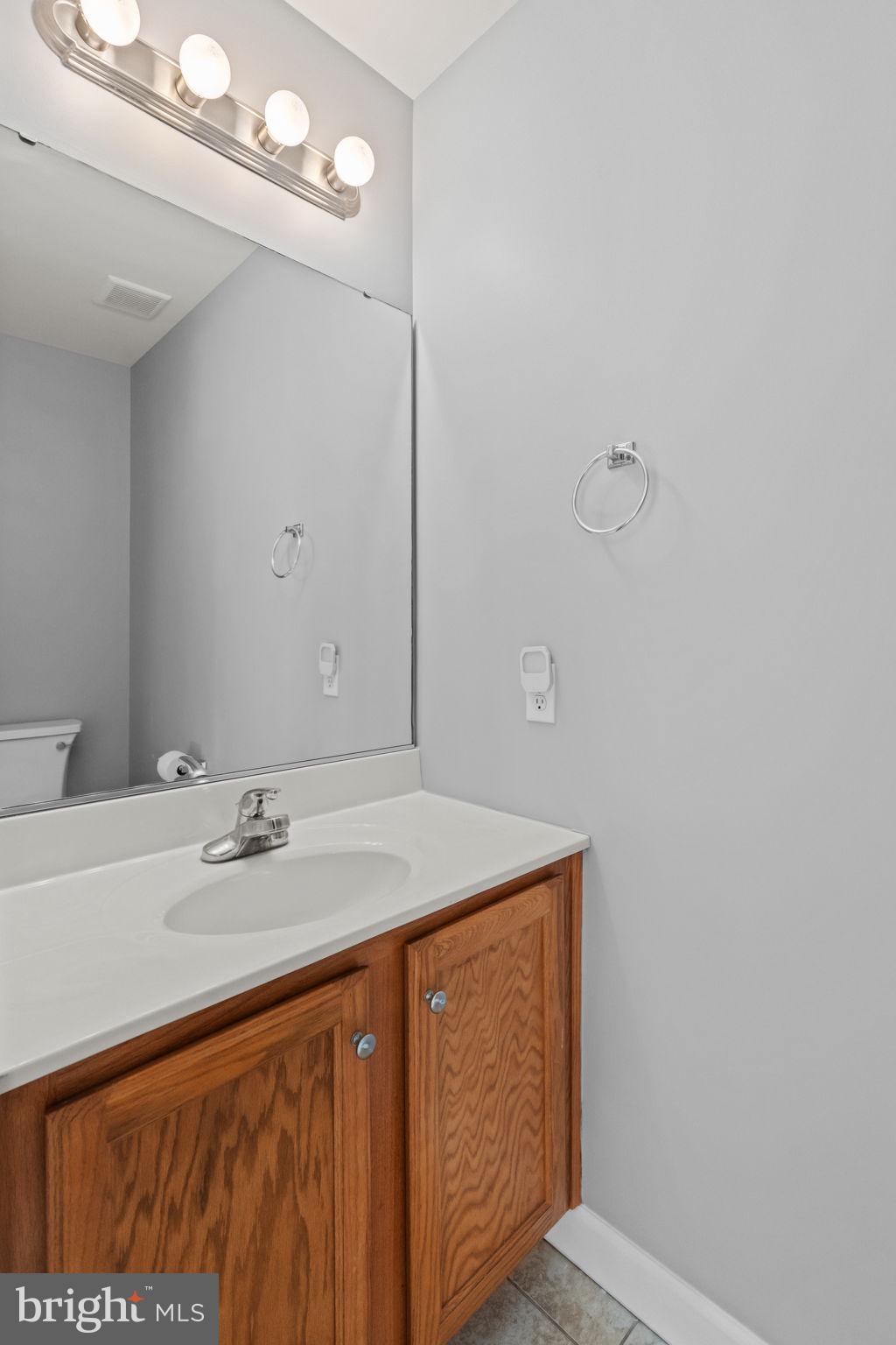 LAUREL CREEK RUN - Residential