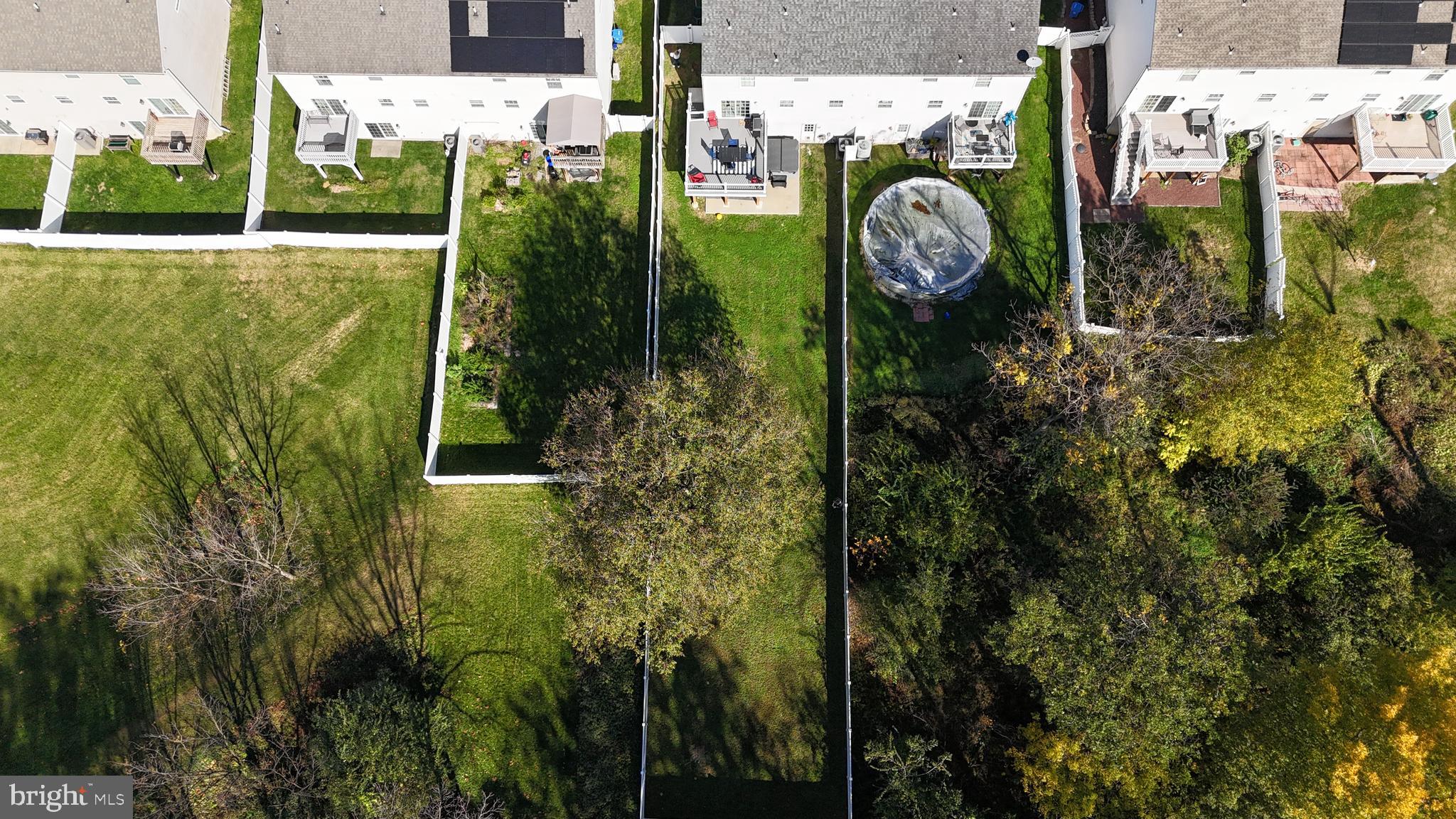 LAUREL CREEK RUN - Residential