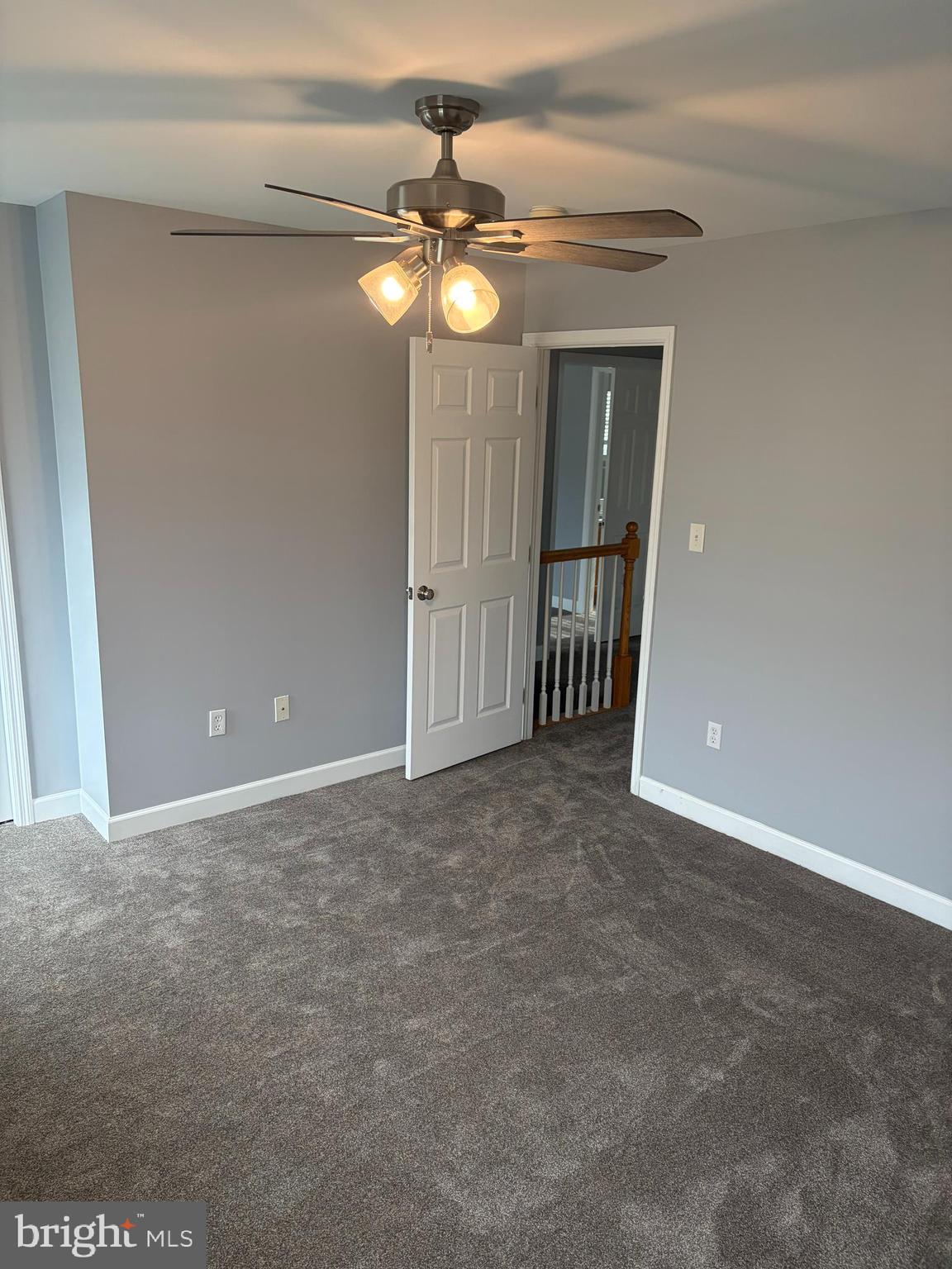 LAUREL CREEK RUN - Residential