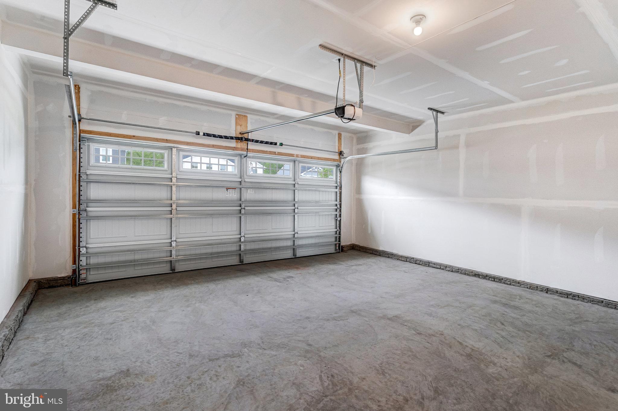 POTOMAC CHURCH FARMS - Residential Lease