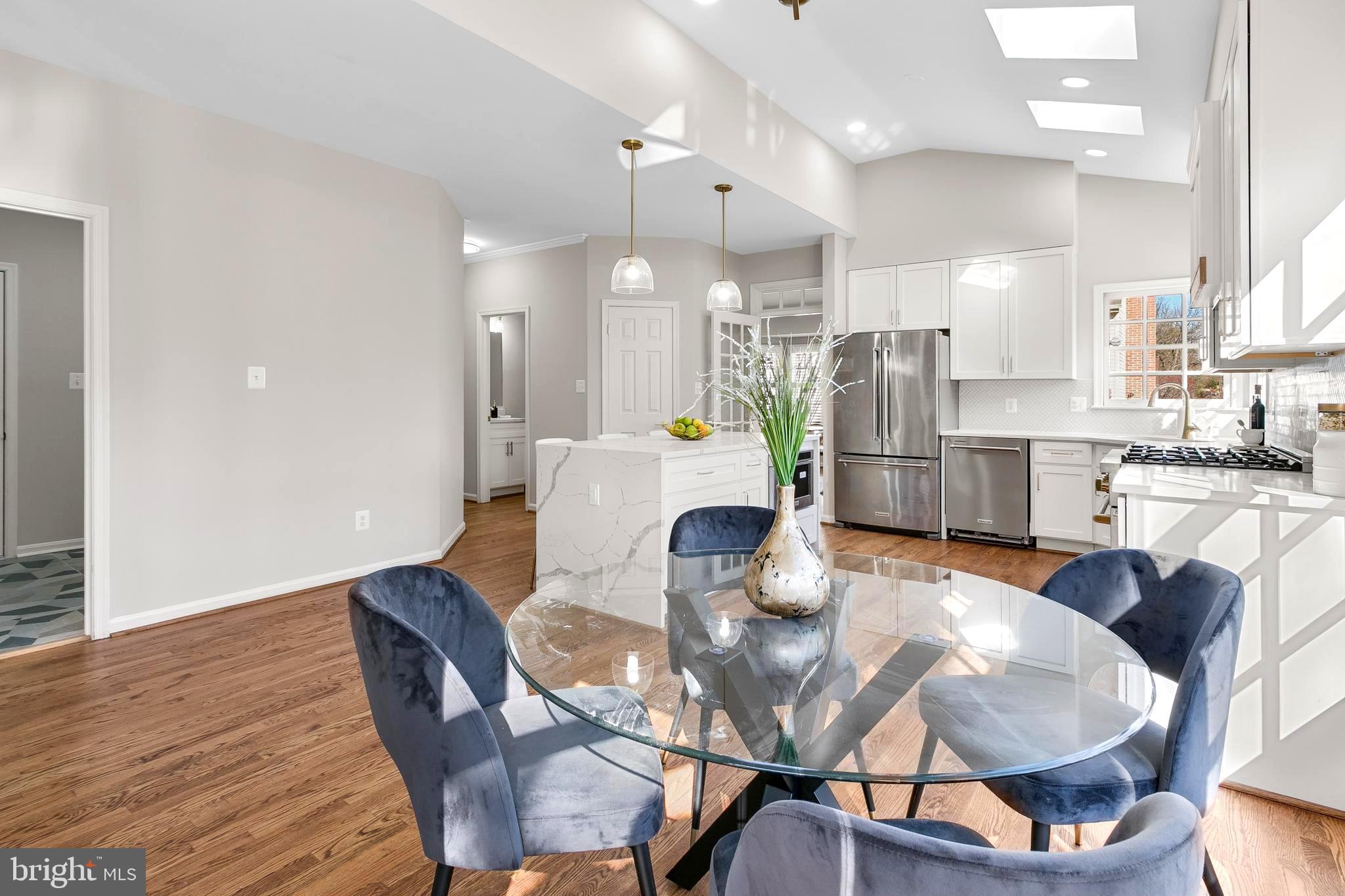 QUAKER HILL - Residential