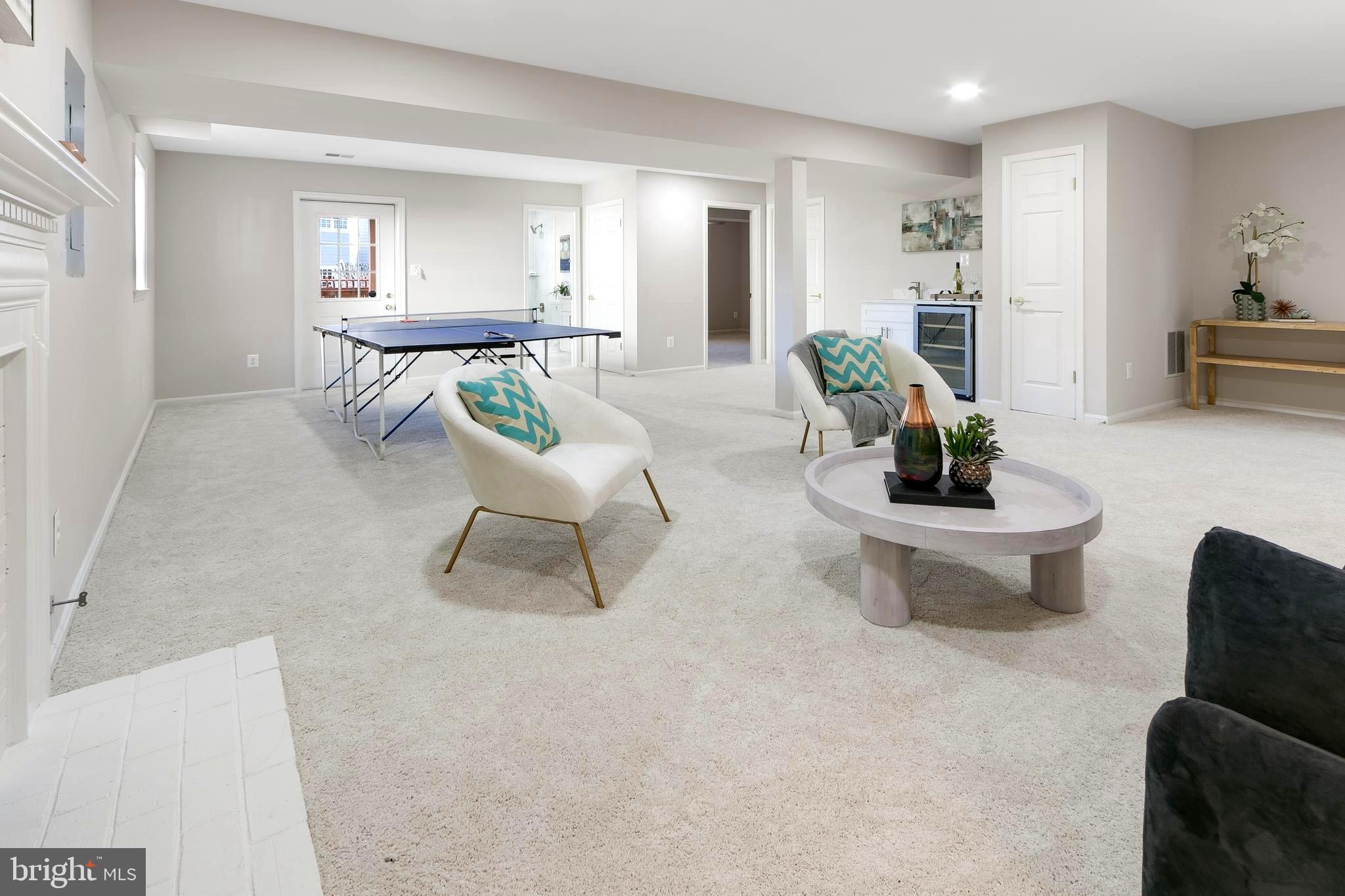 QUAKER HILL - Residential