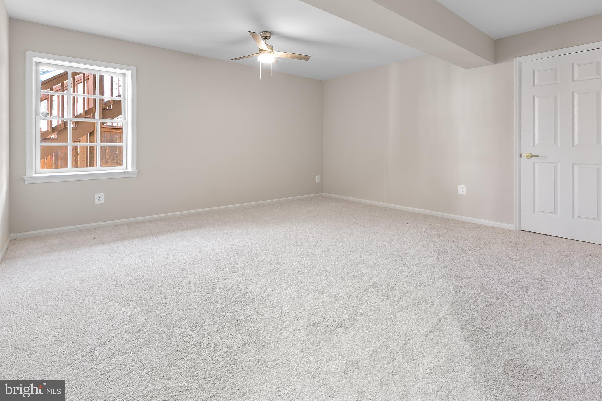 QUAKER HILL - Residential