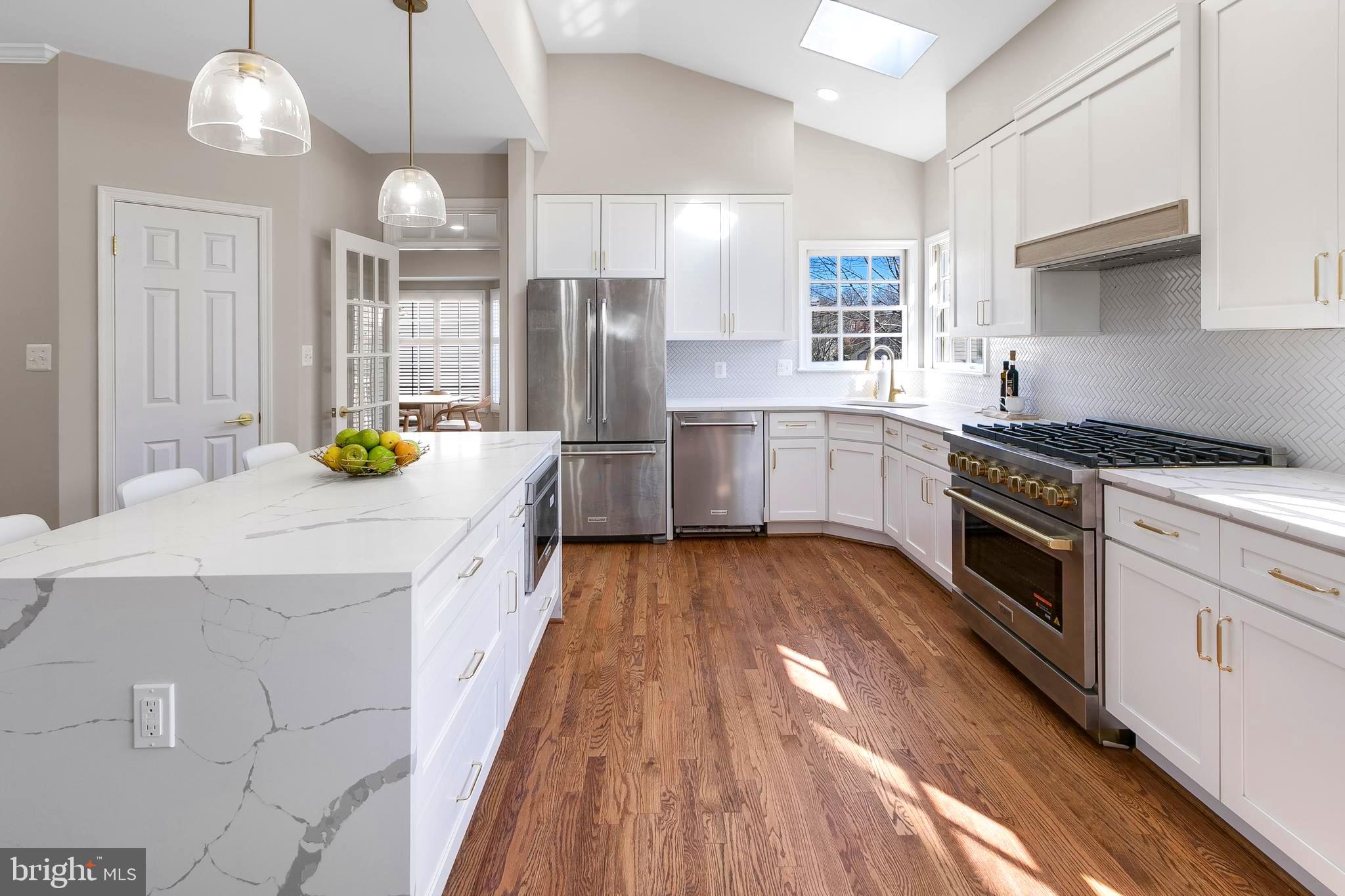 QUAKER HILL - Residential