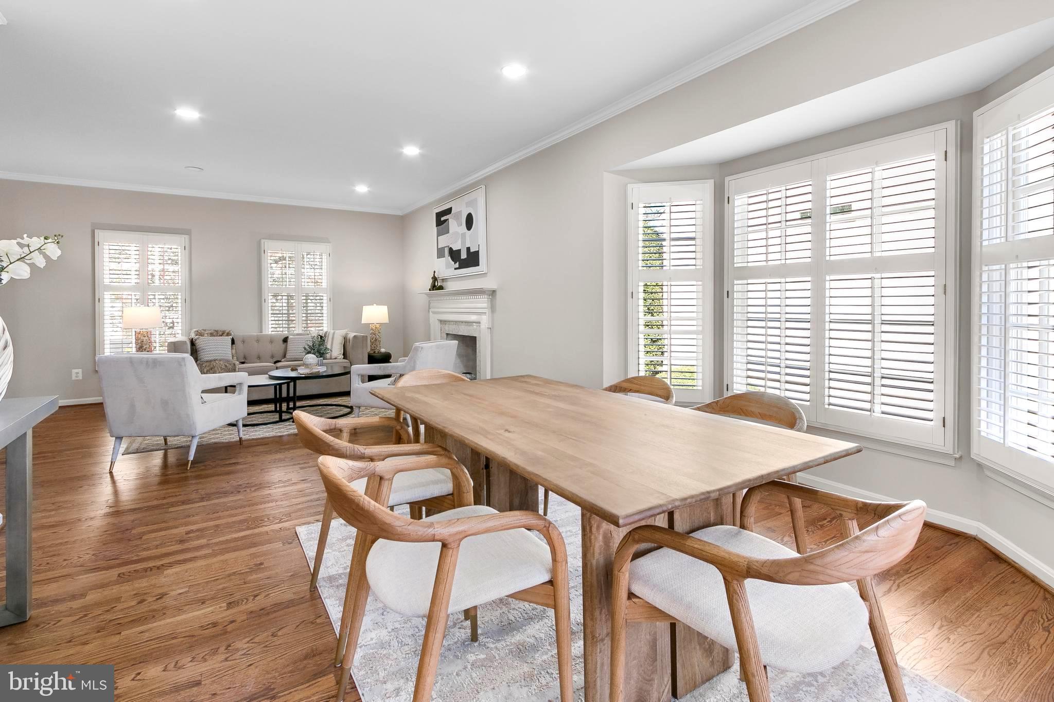 QUAKER HILL - Residential