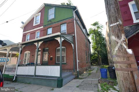 Townhouse For Sale - 158 E Meehan Avenue<br/> PHILADELPHIA, PA 19119