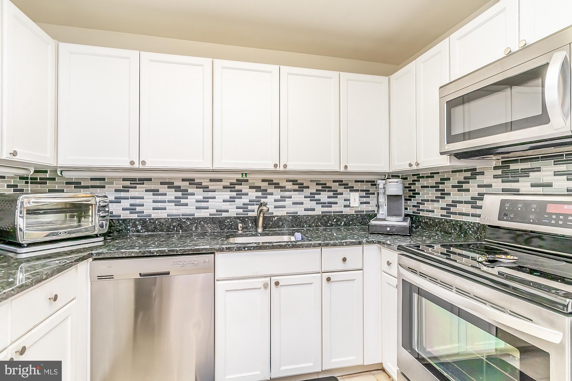 ANNEN WOODS - Residential