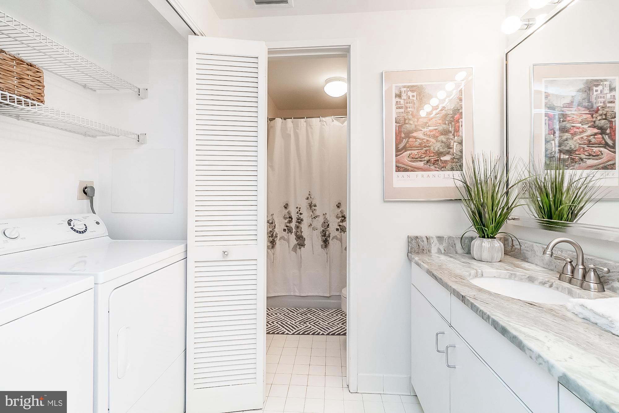 ANNEN WOODS - Residential