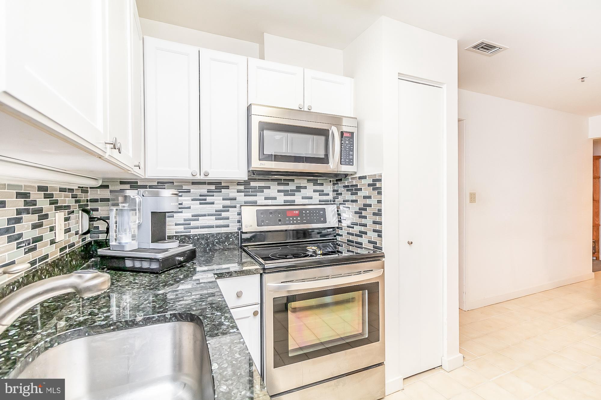 ANNEN WOODS - Residential