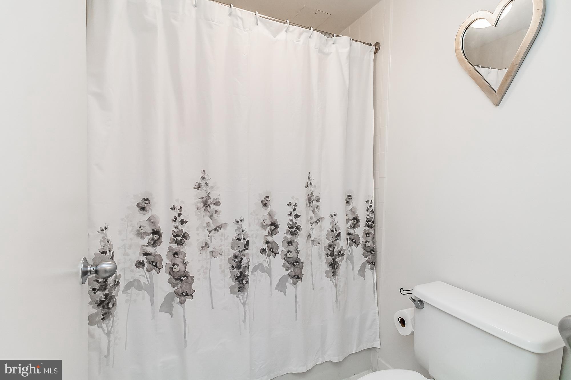 ANNEN WOODS - Residential