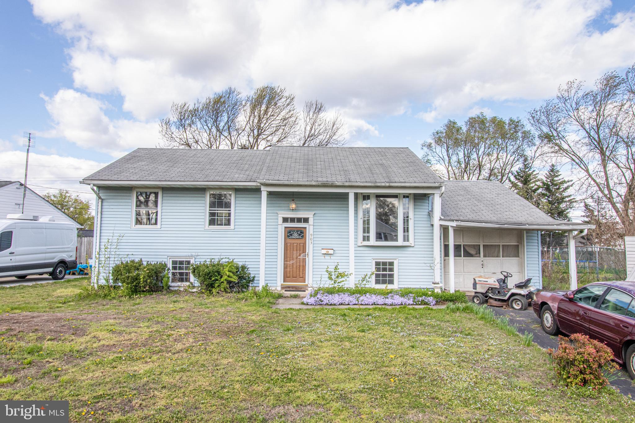 SUBURBIA - Residential