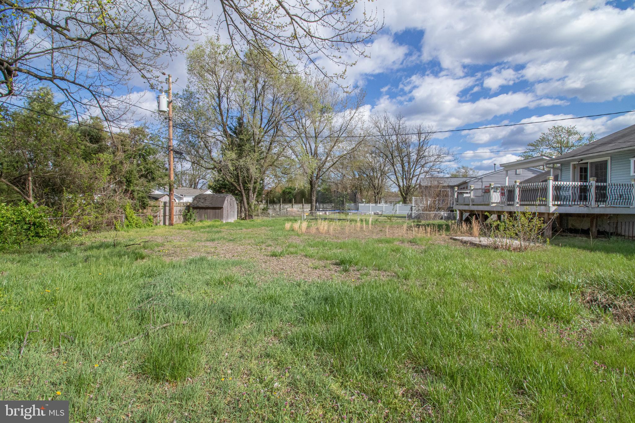 SUBURBIA - Residential