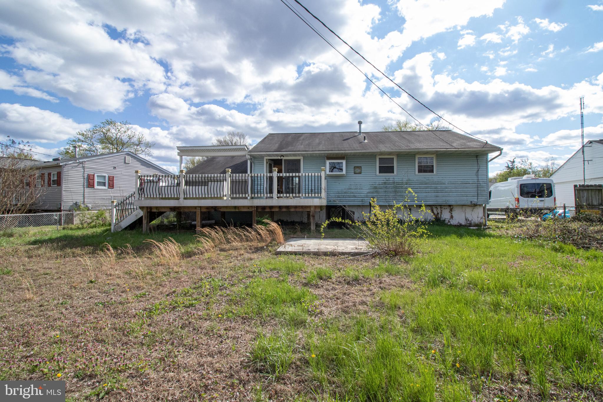 SUBURBIA - Residential