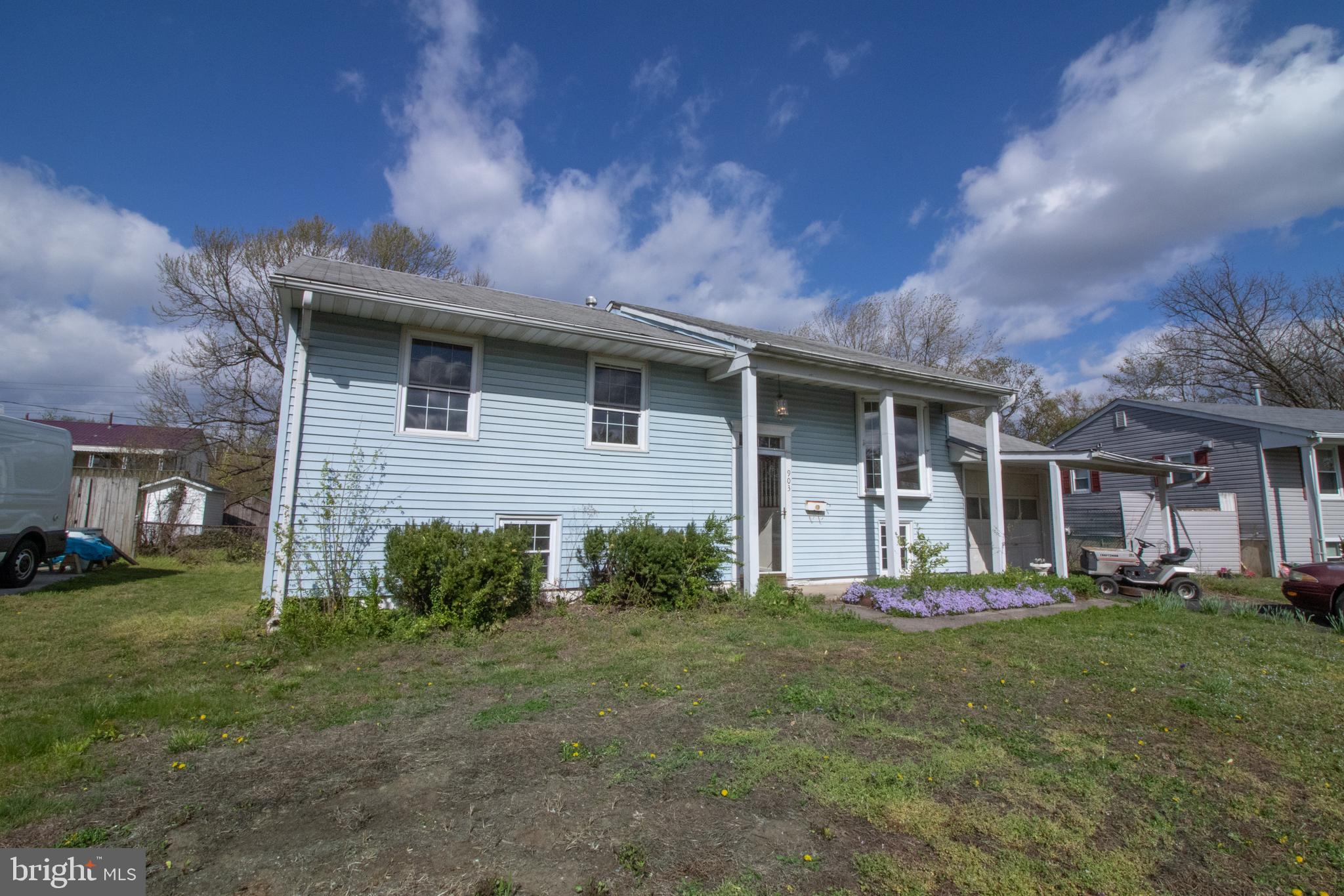 SUBURBIA - Residential