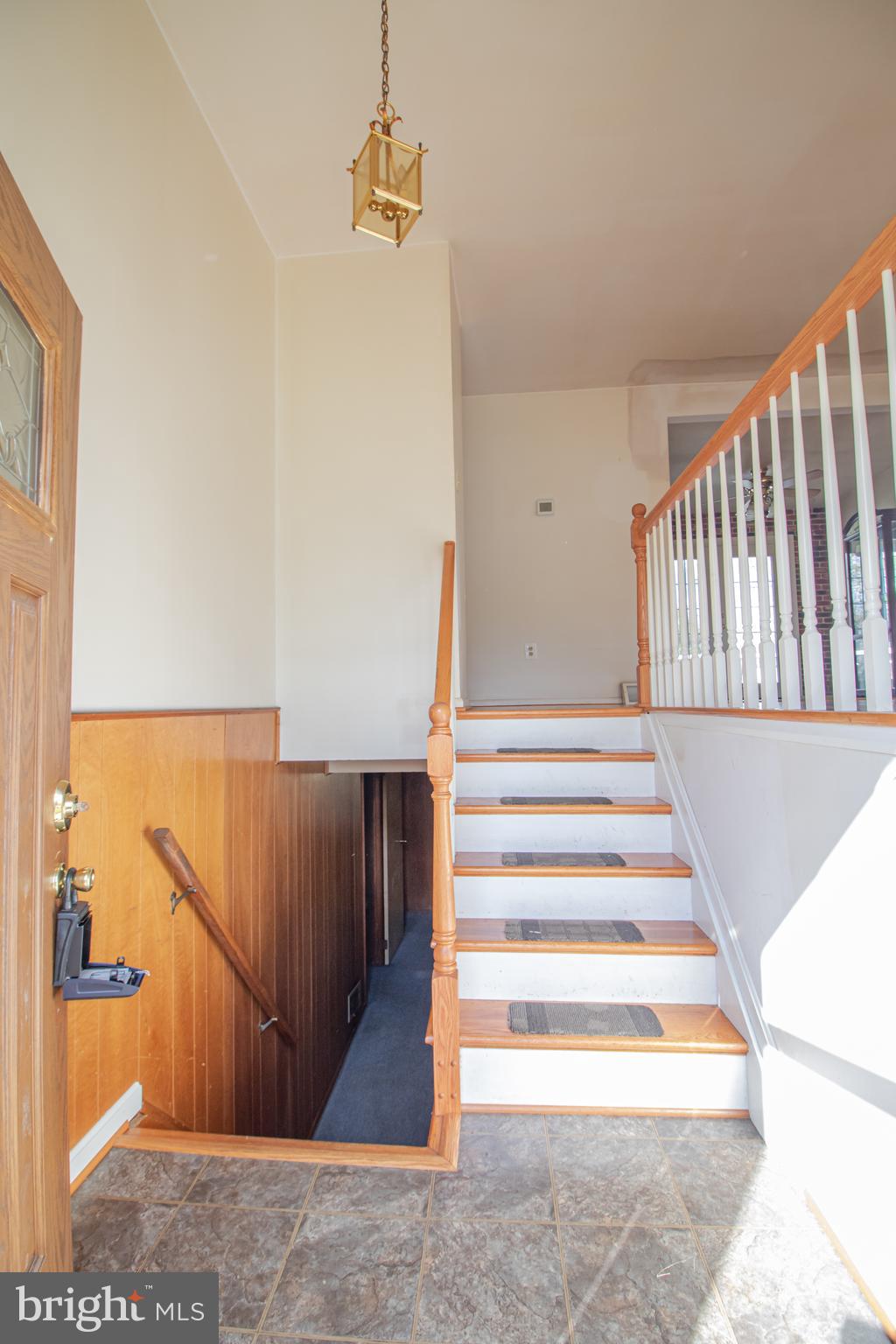 SUBURBIA - Residential