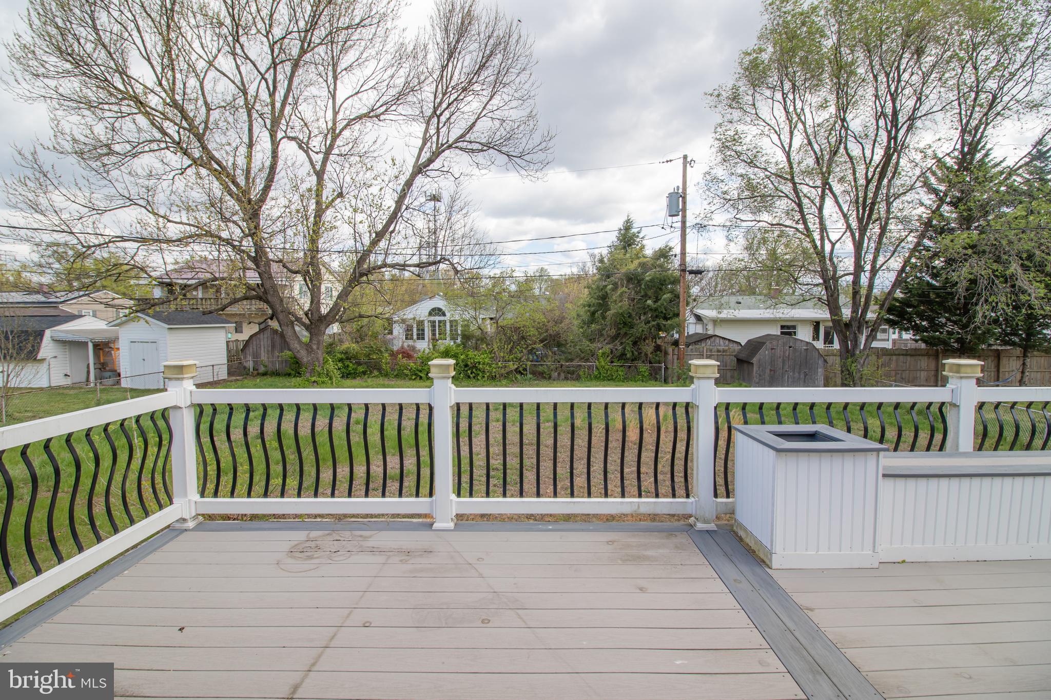 SUBURBIA - Residential