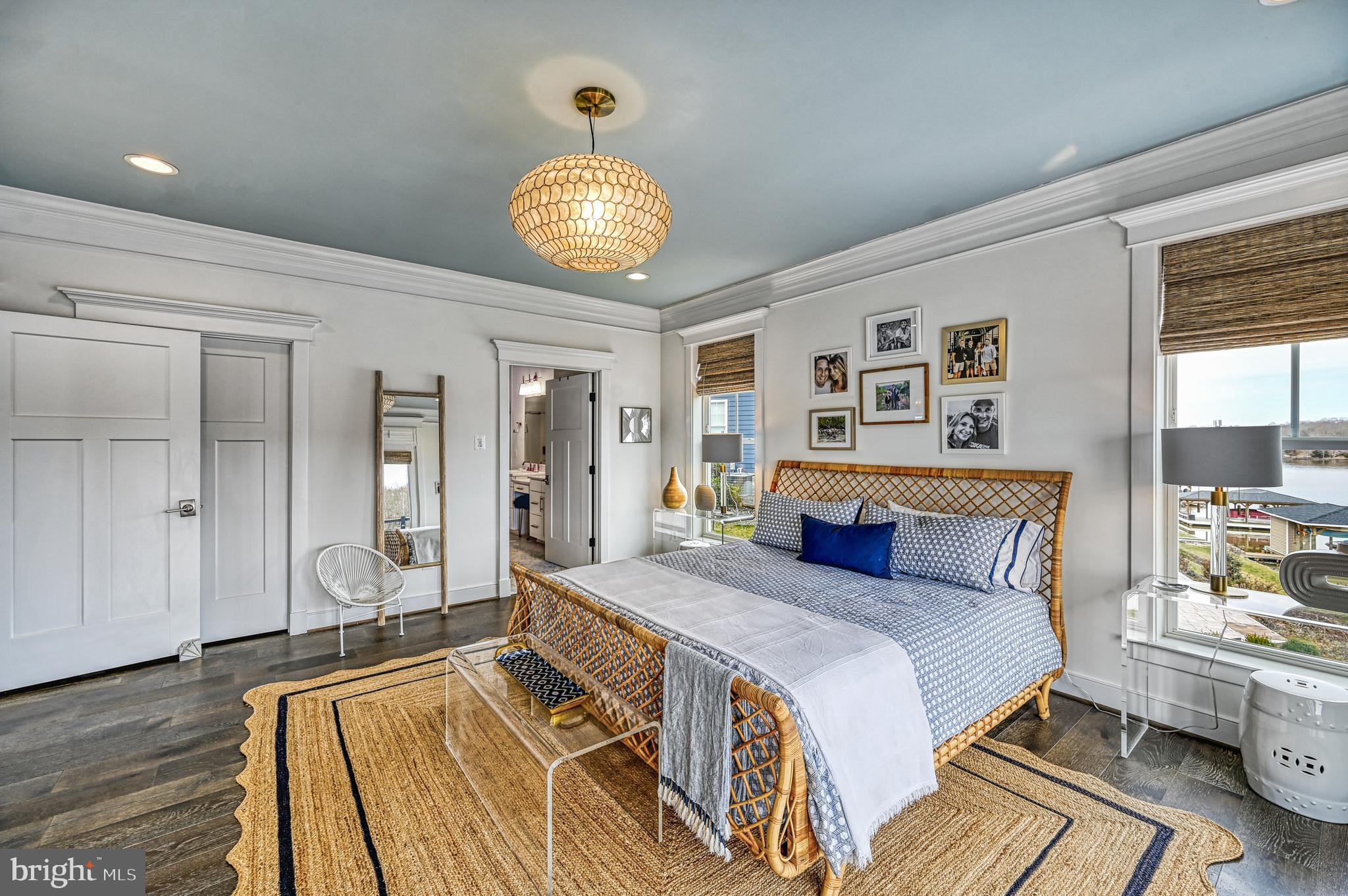 SUNSET COVE - Residential