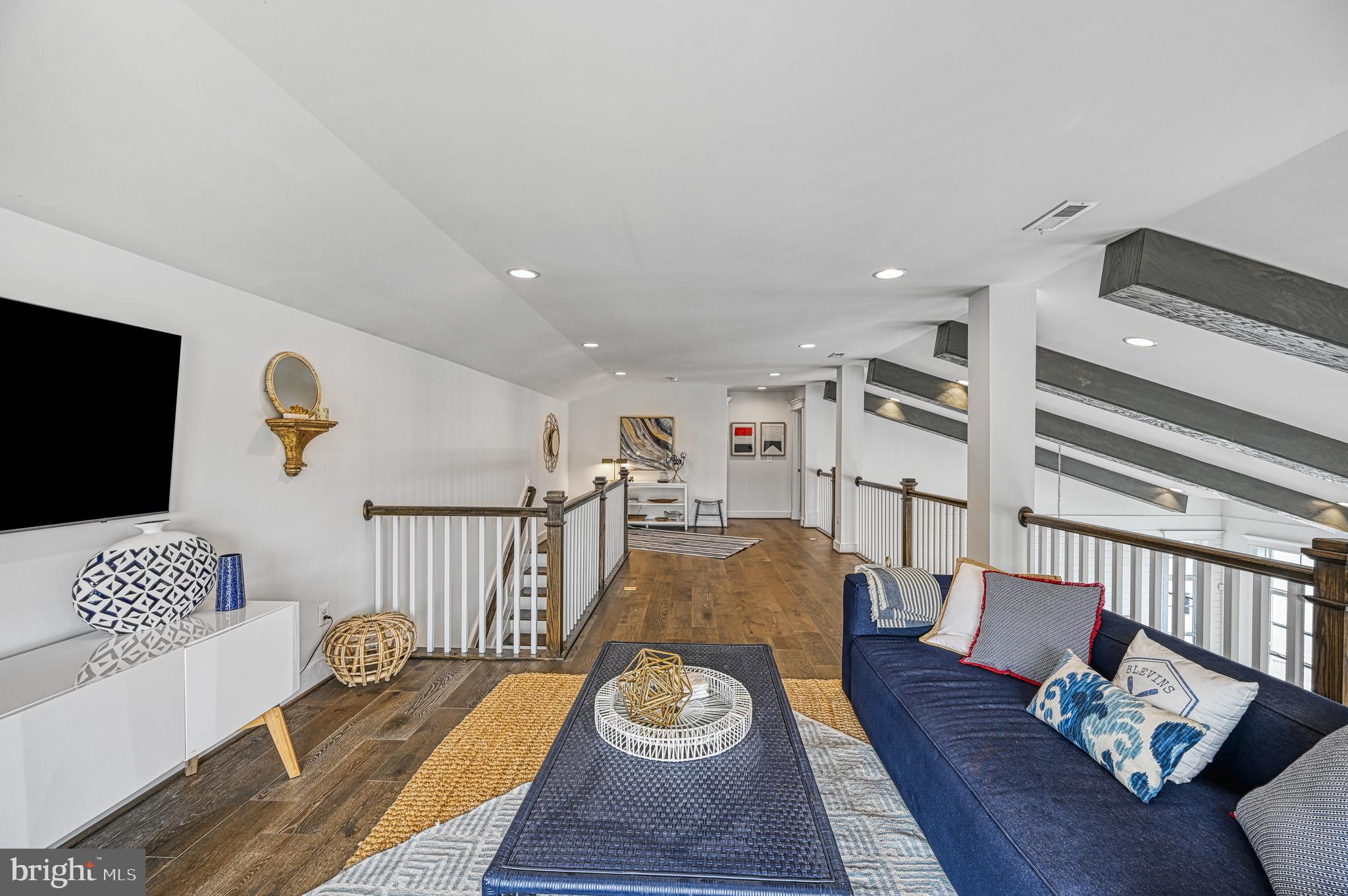 SUNSET COVE - Residential