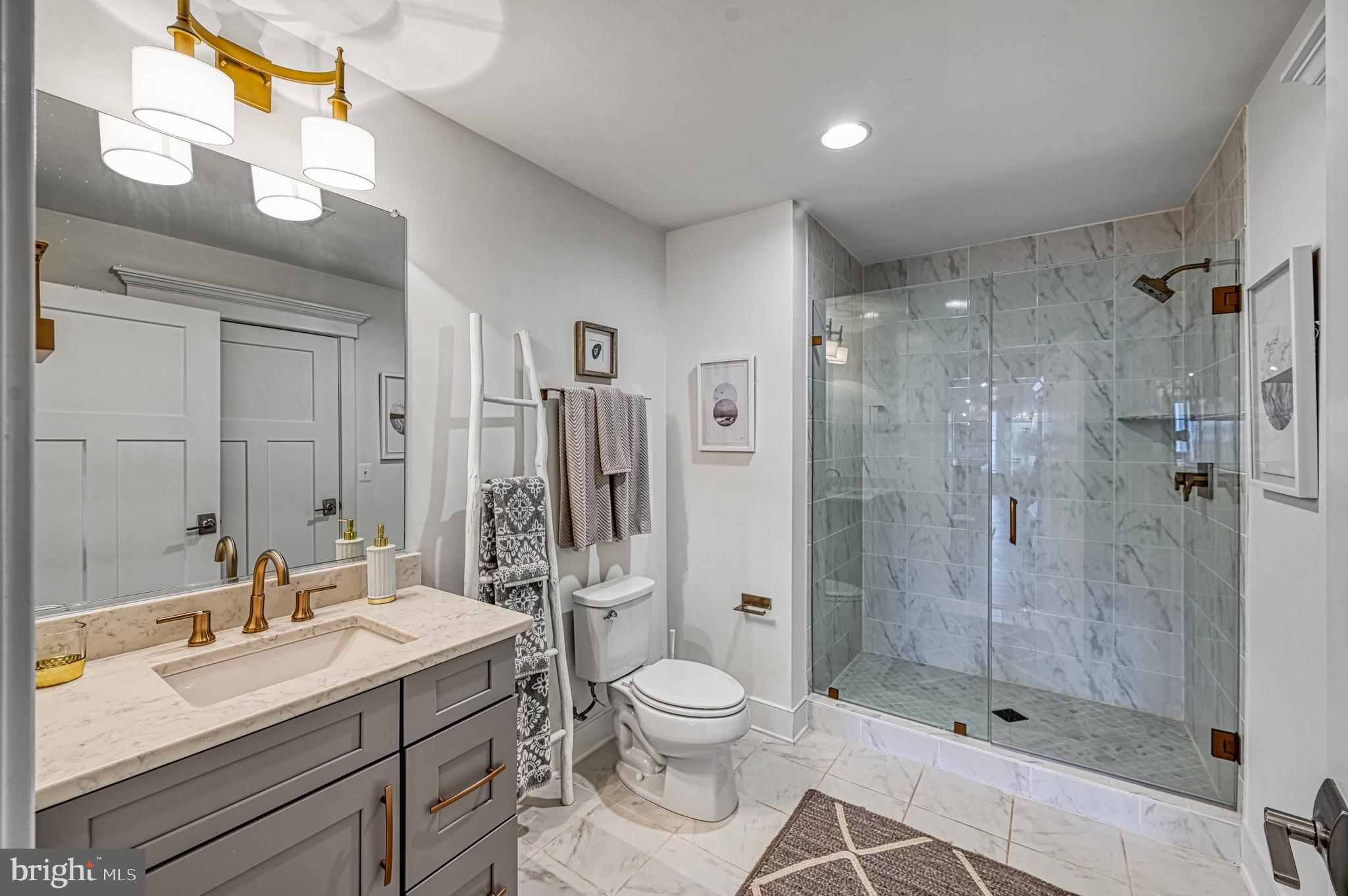 SUNSET COVE - Residential