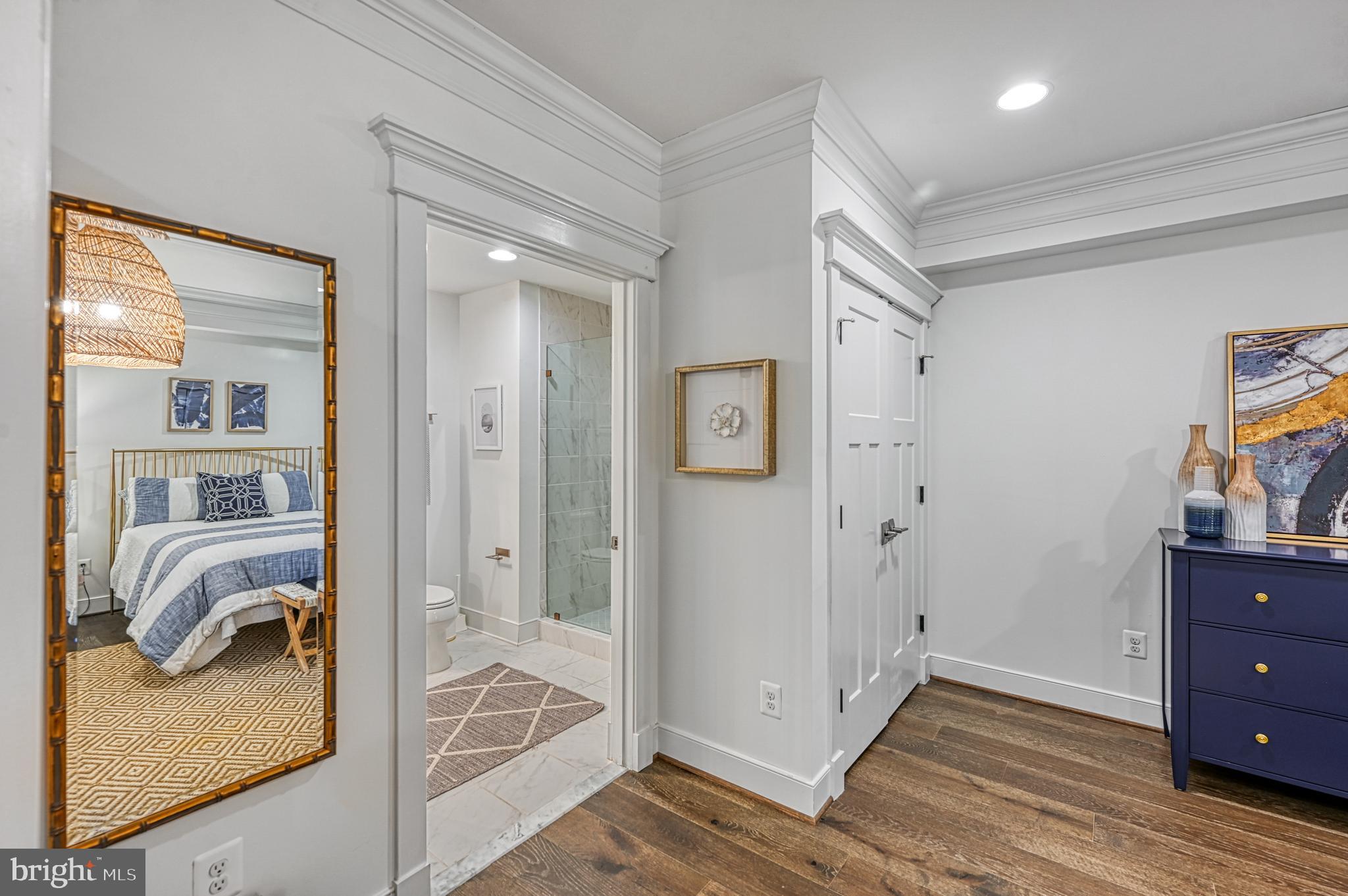 SUNSET COVE - Residential