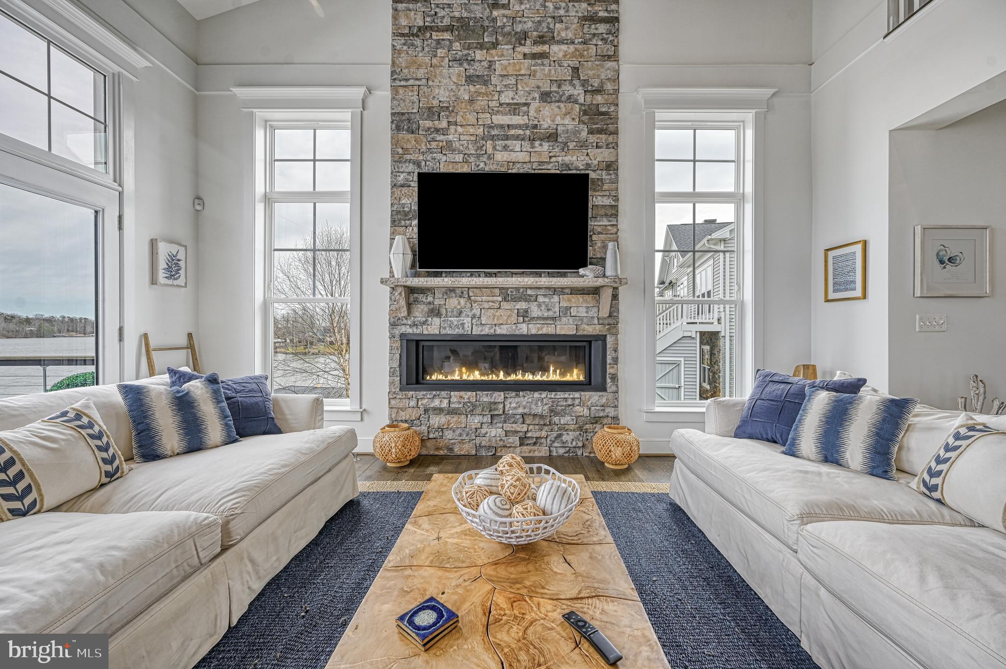 SUNSET COVE - Residential