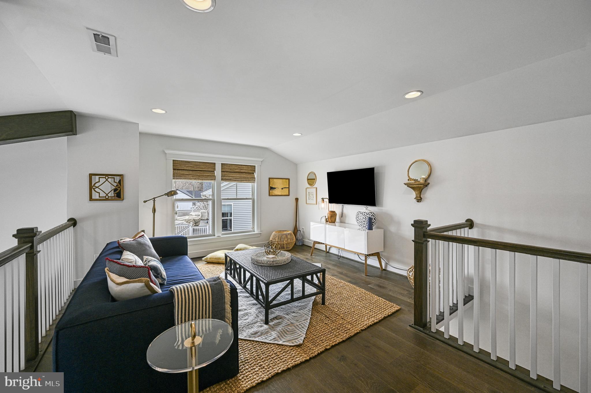 SUNSET COVE - Residential