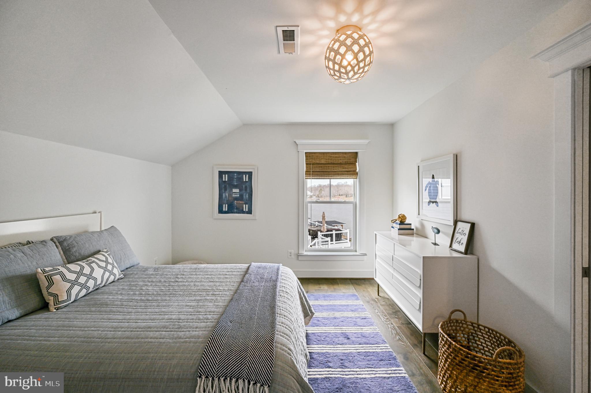 SUNSET COVE - Residential