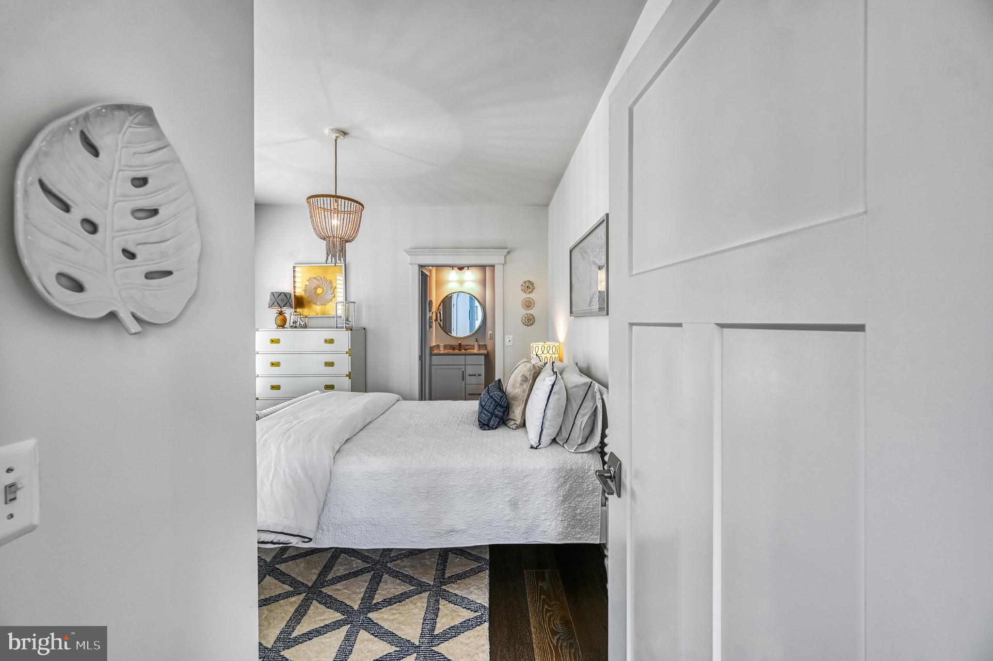 SUNSET COVE - Residential