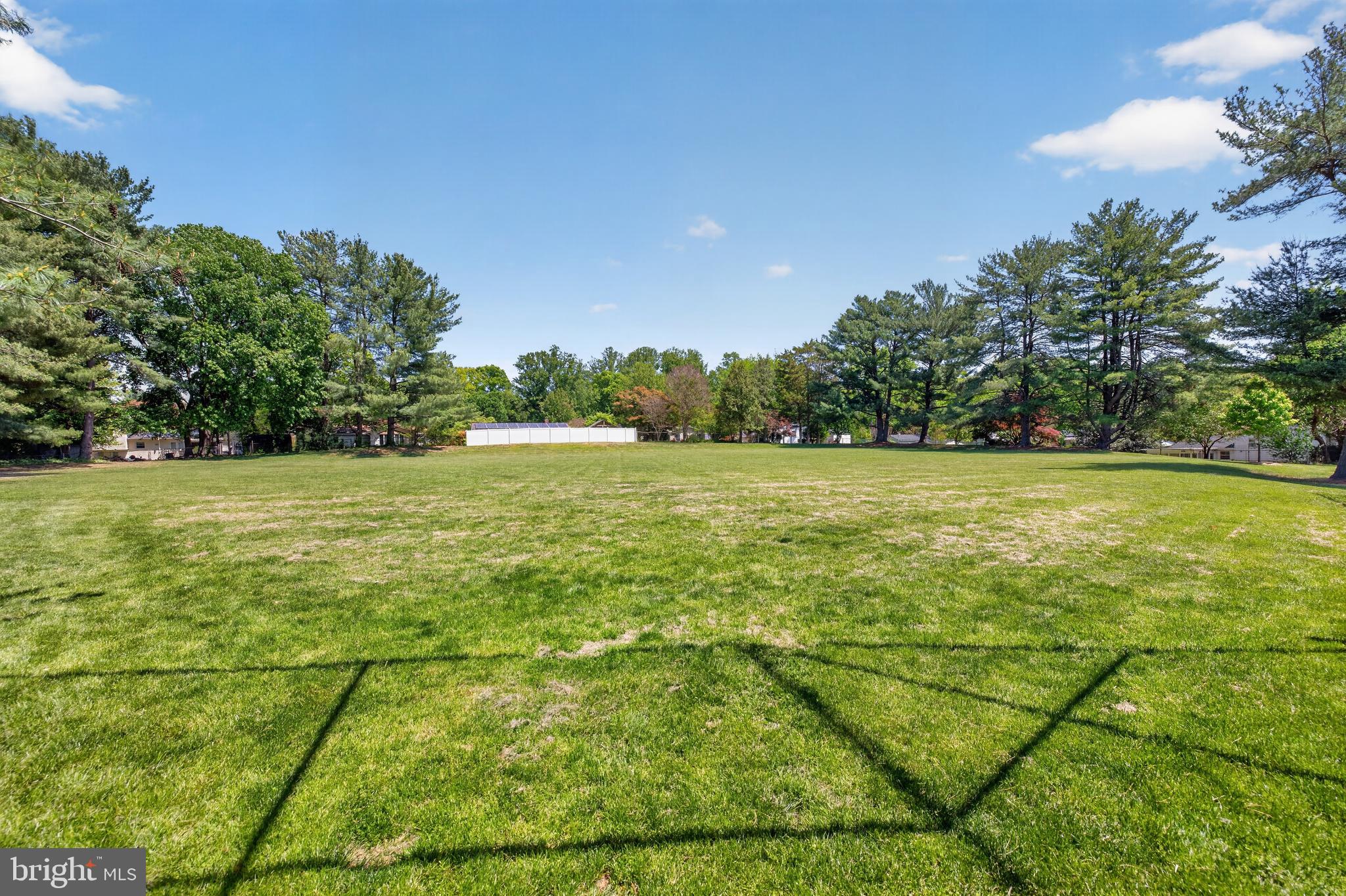 QUINCE ORCHARD VALLEY - Residential
