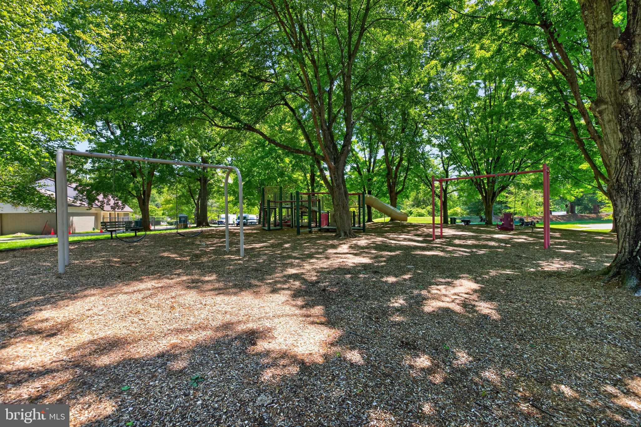 QUINCE ORCHARD VALLEY - Residential