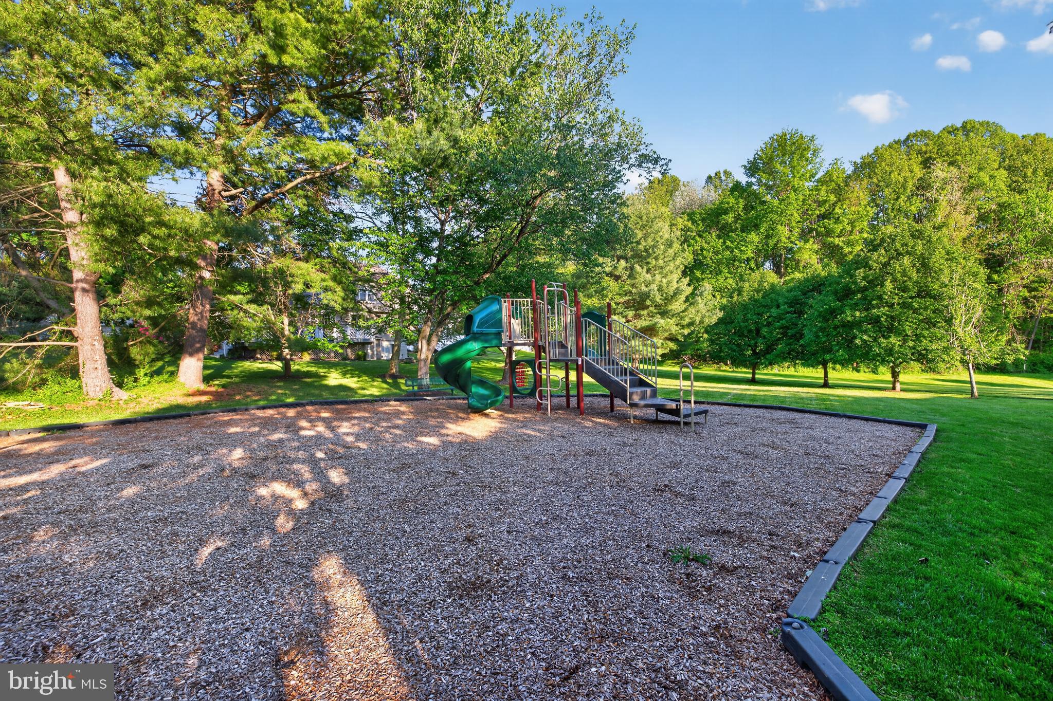 QUINCE ORCHARD VALLEY - Residential