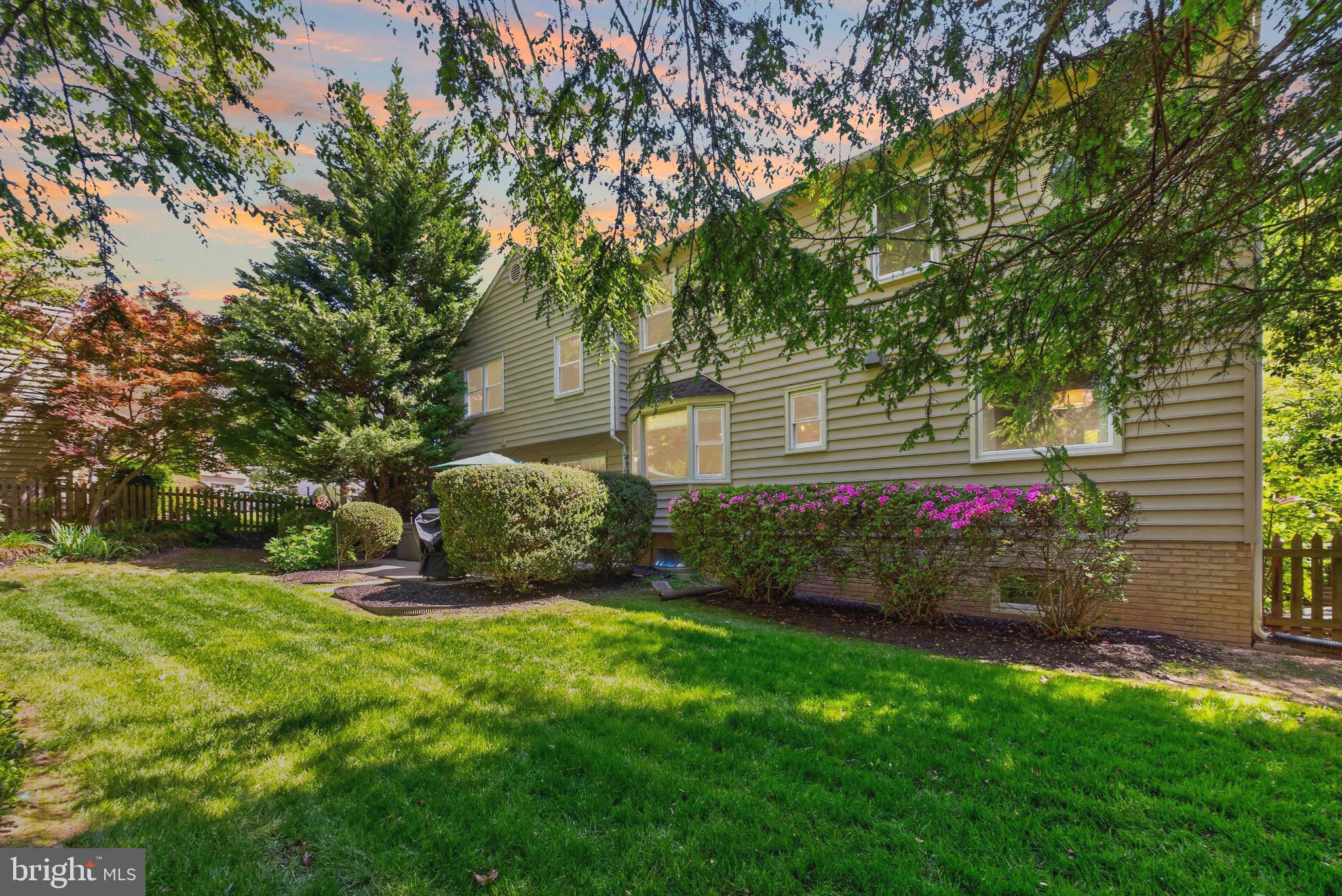 QUINCE ORCHARD VALLEY - Residential