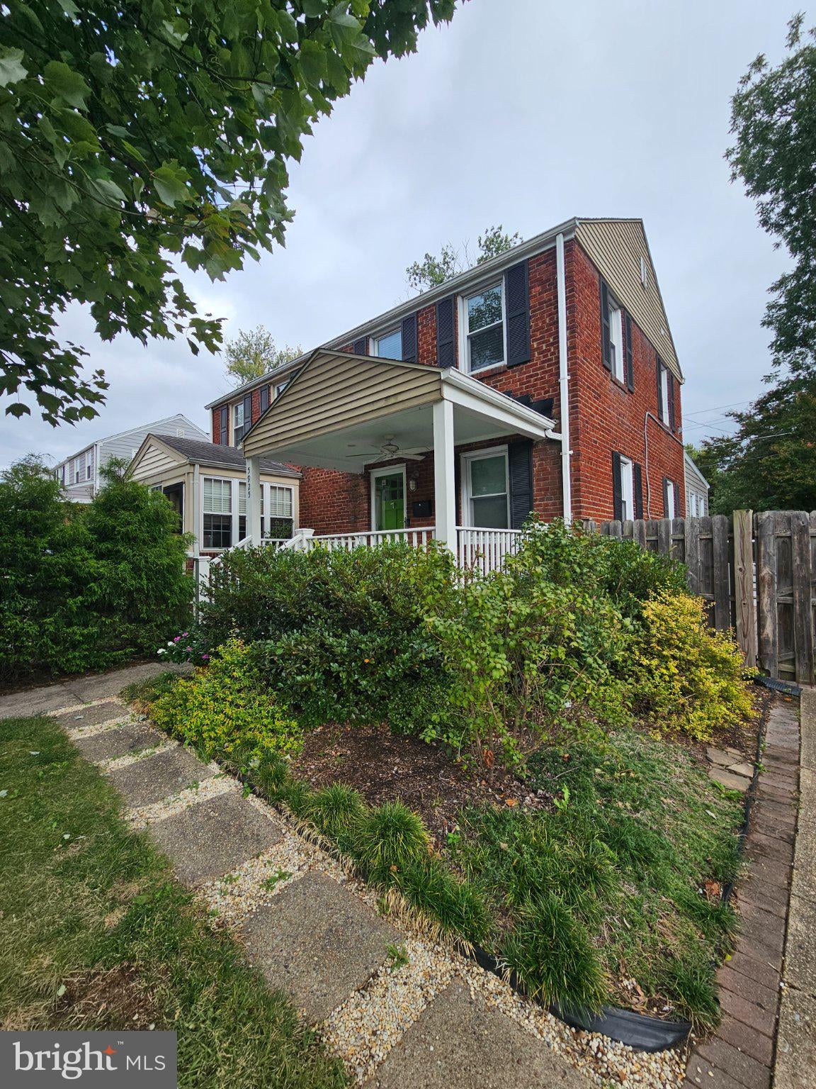 5925 MONTICELLO ROAD