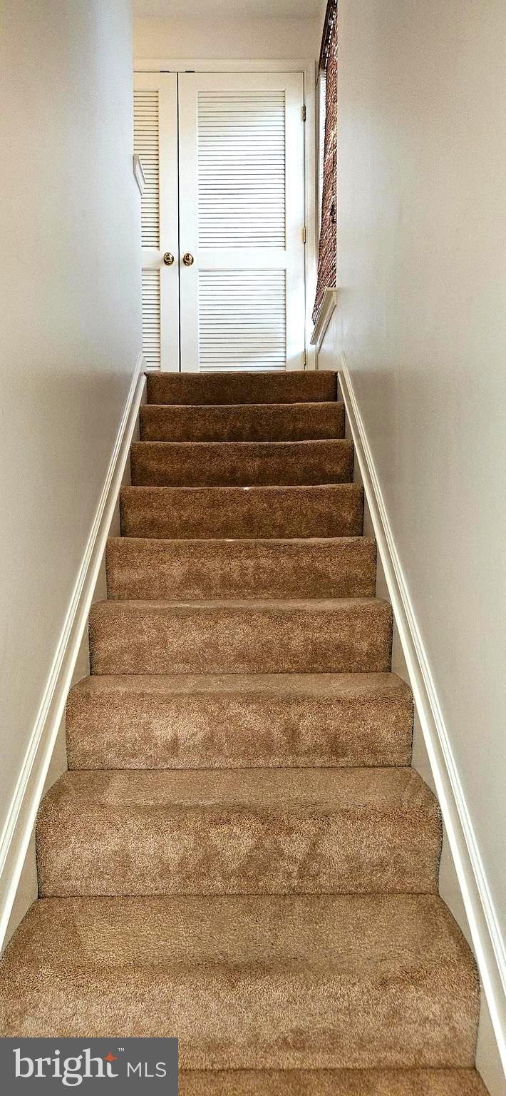 WATKINS PARK - Residential Lease