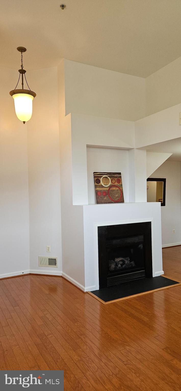 WATKINS PARK - Residential Lease