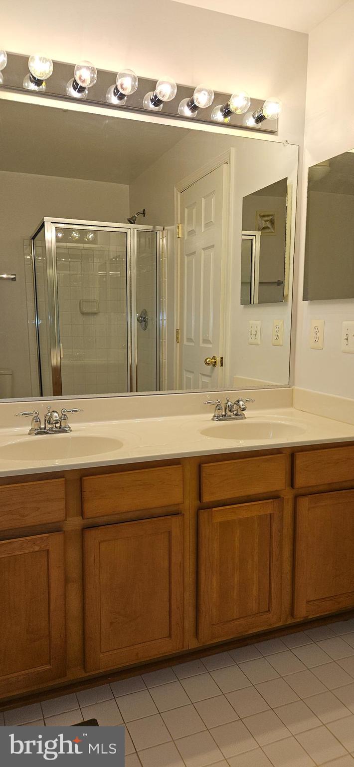 WATKINS PARK - Residential Lease