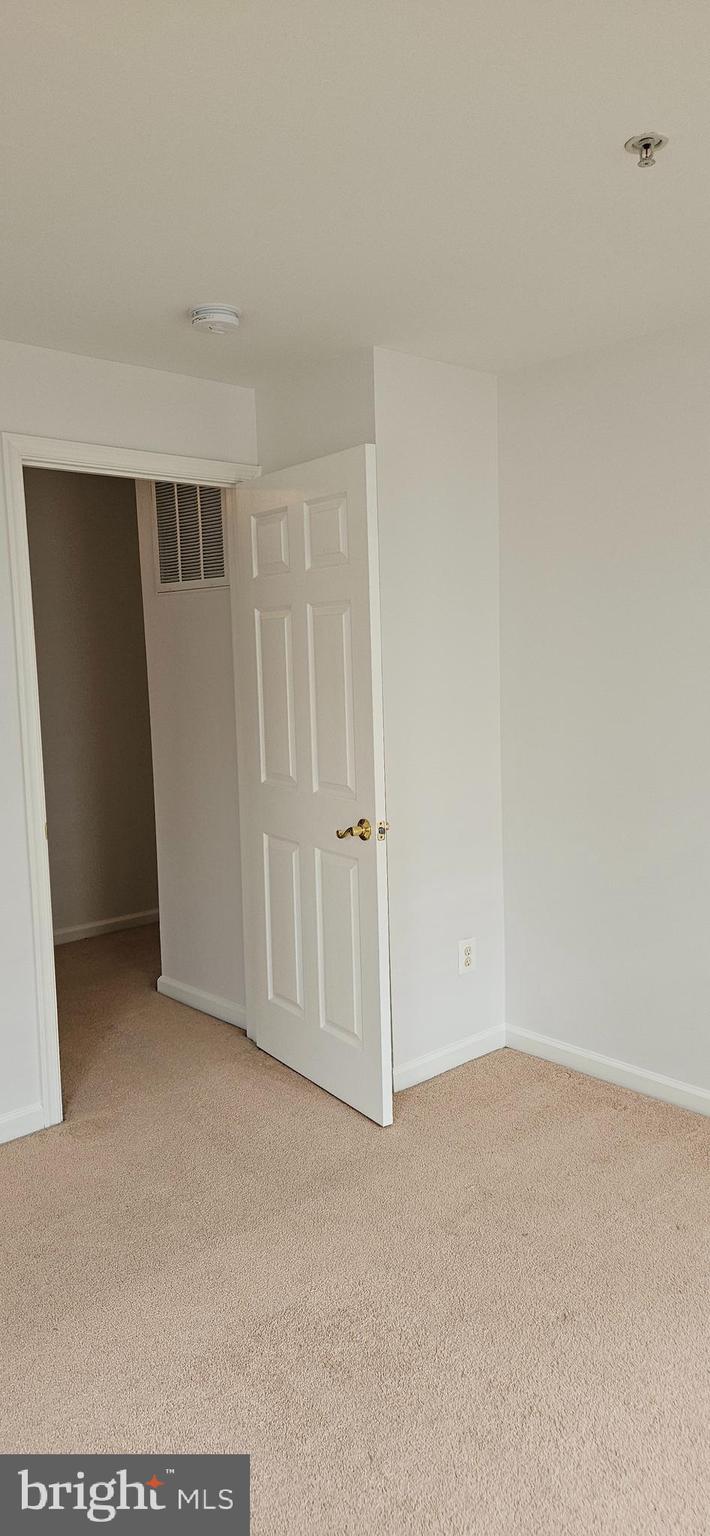 WATKINS PARK - Residential Lease