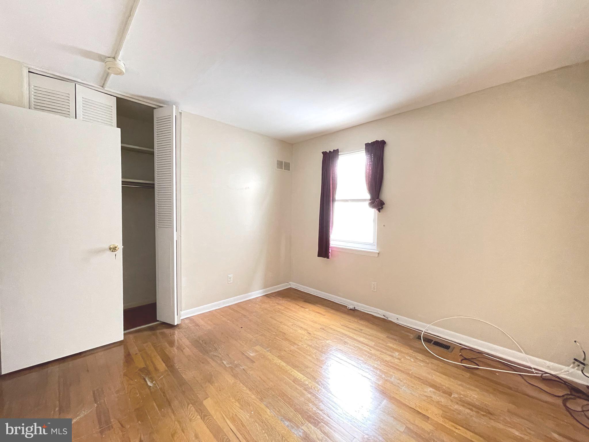 REGULARS - Residential