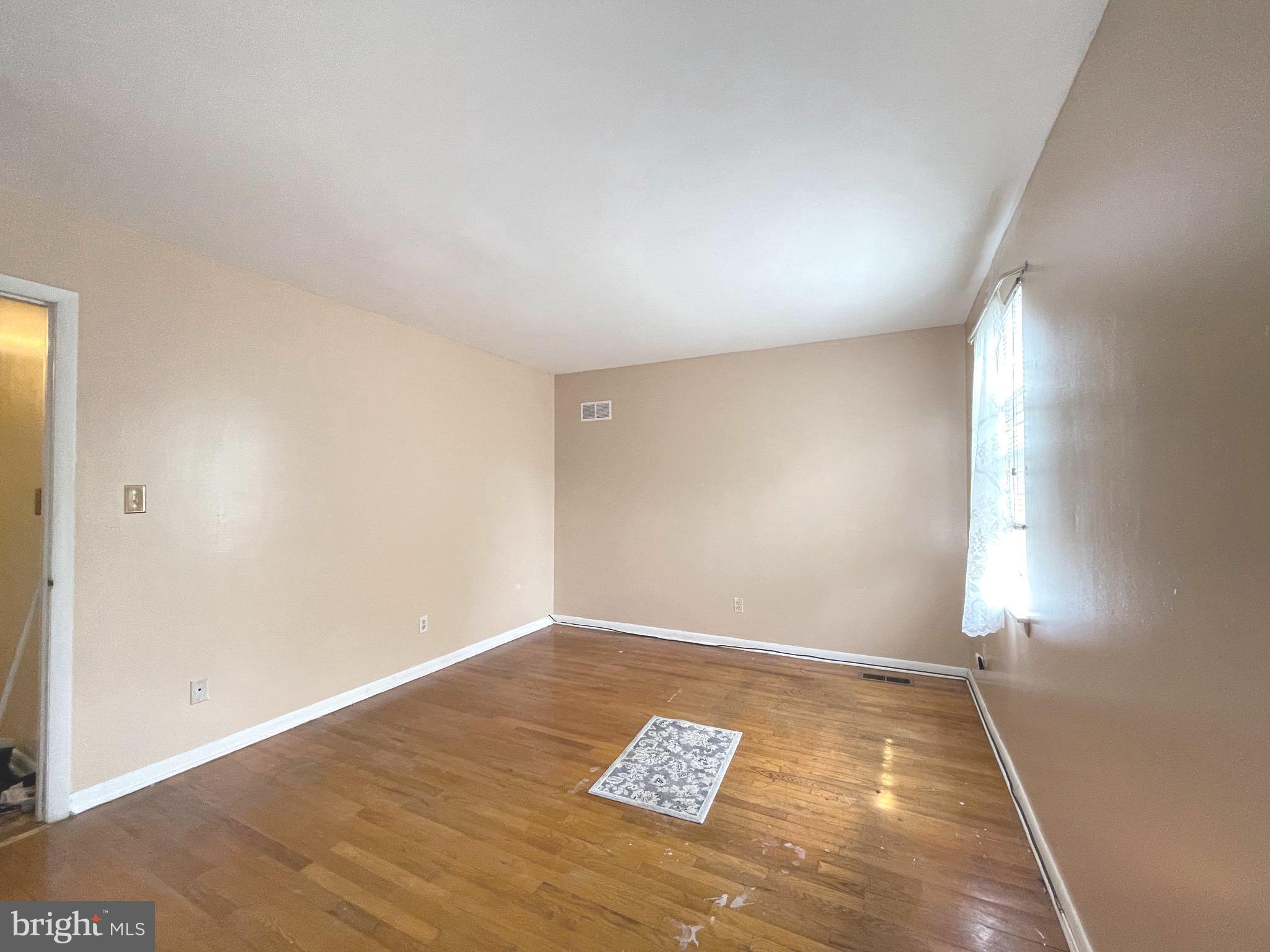 REGULARS - Residential