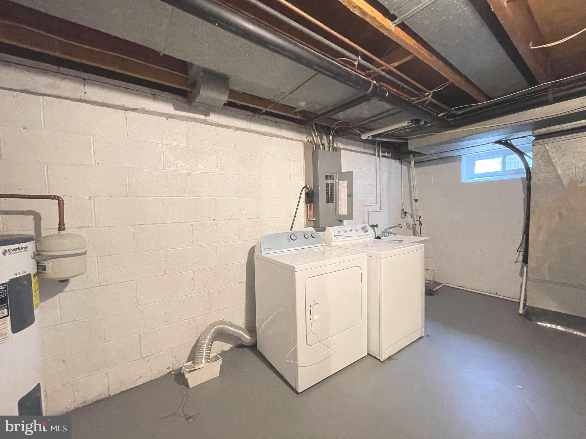 REGULARS - Residential