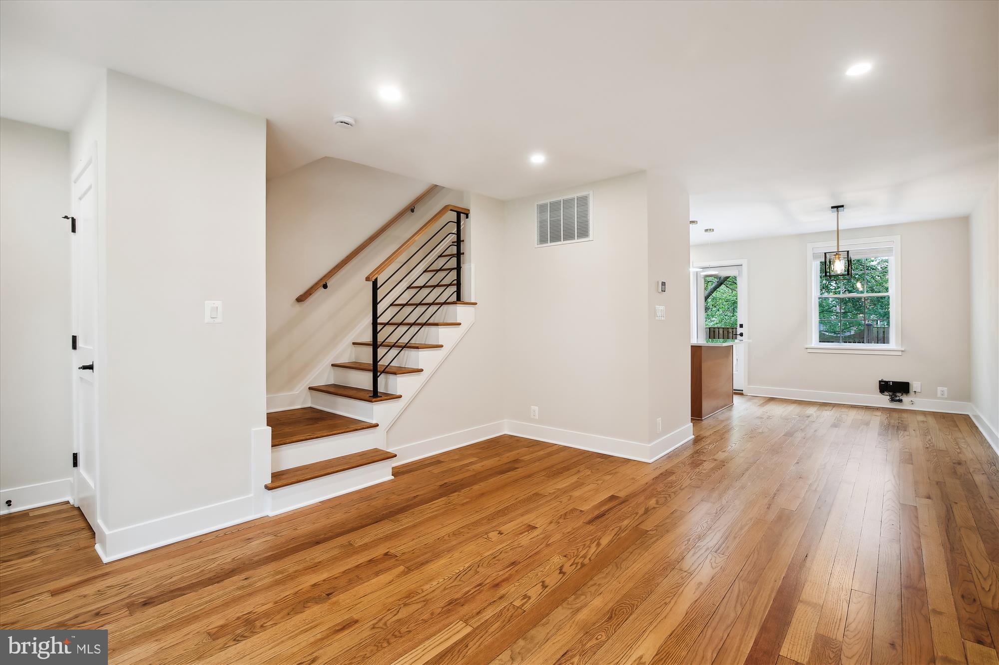 FAIRLINGTON MEADOWS - Residential Lease