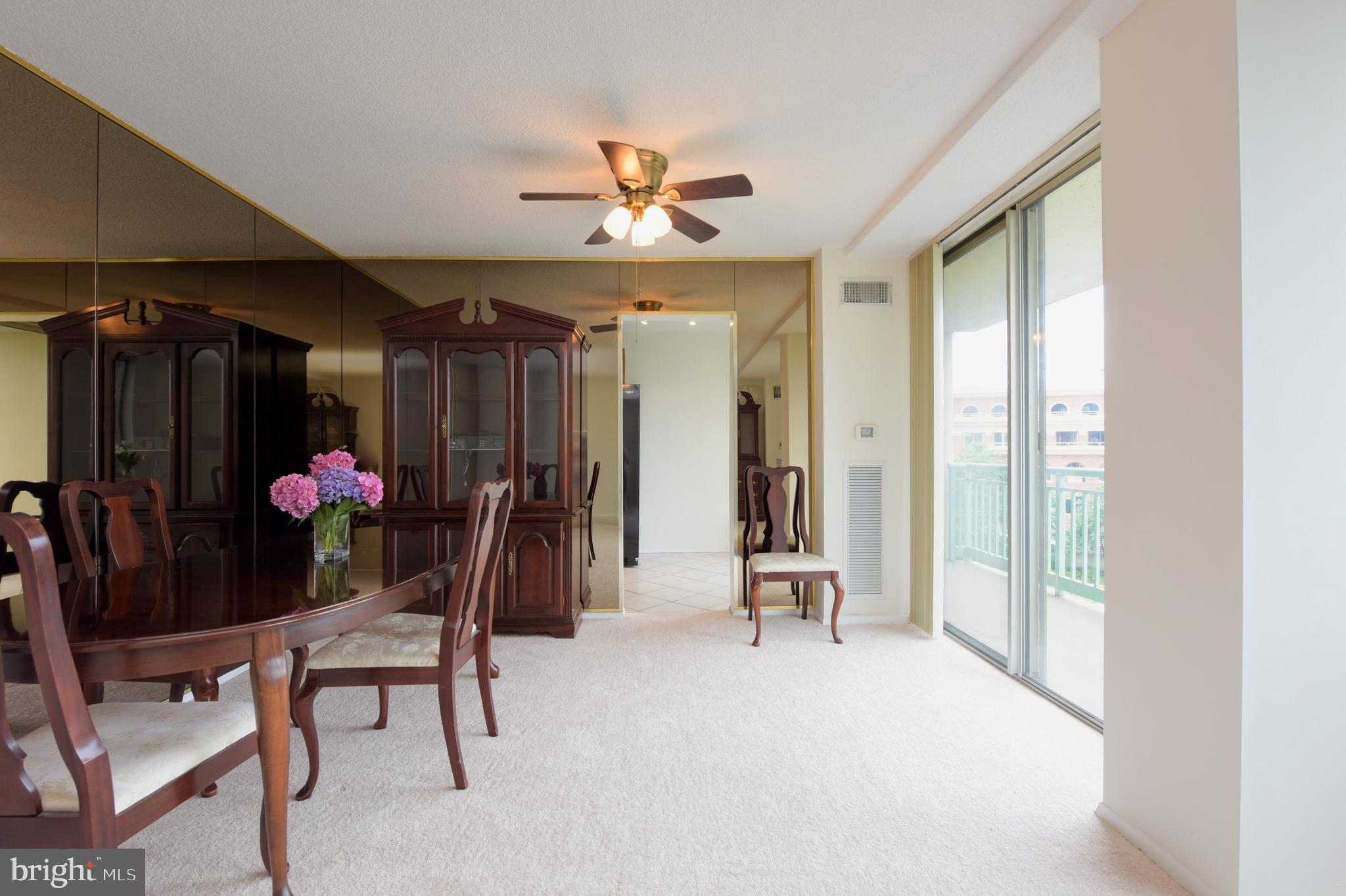 MARINA TOWERS - Residential