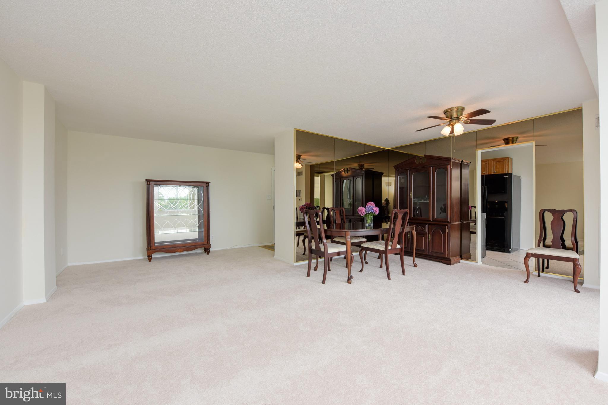 MARINA TOWERS - Residential