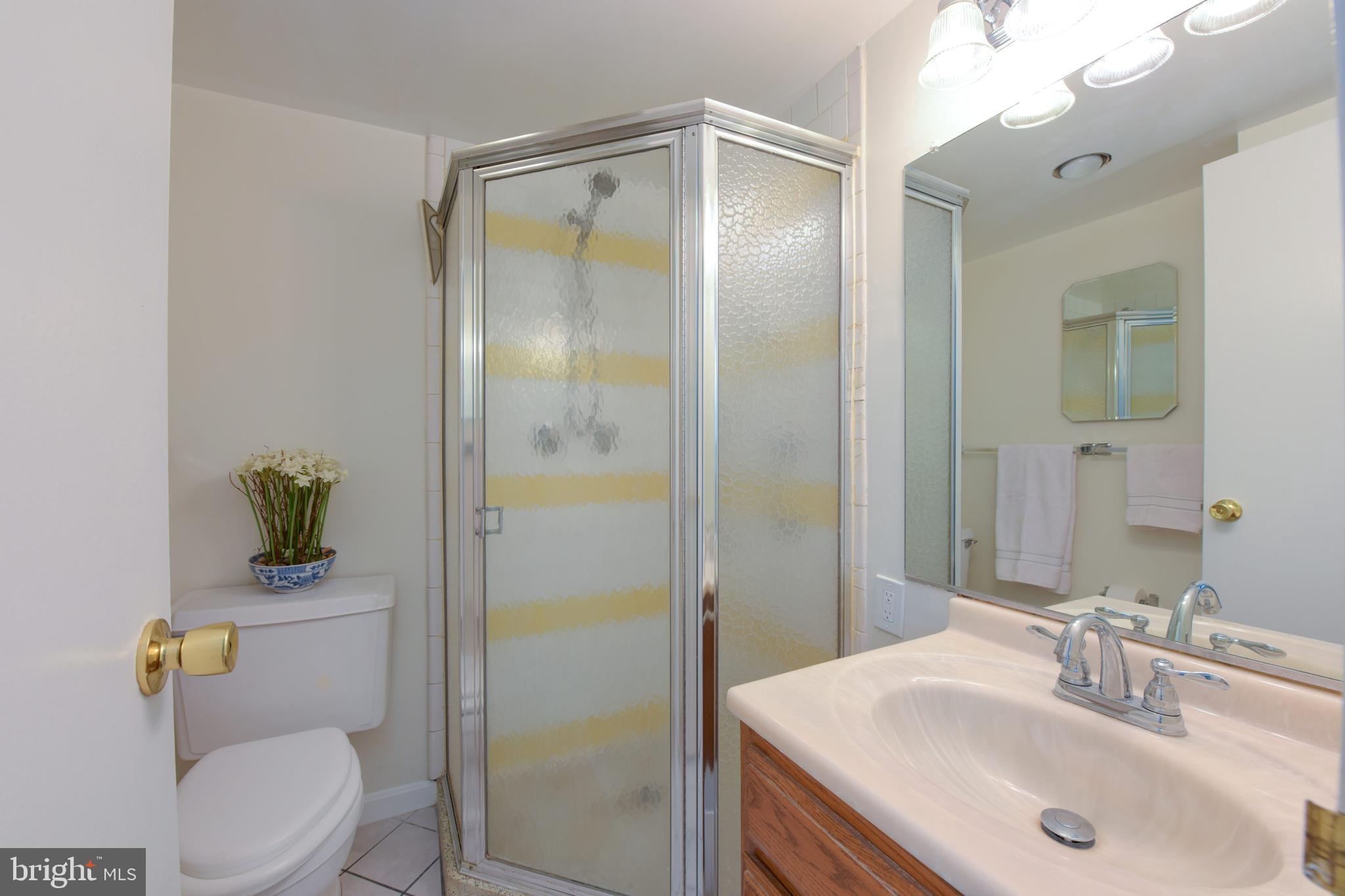 MARINA TOWERS - Residential