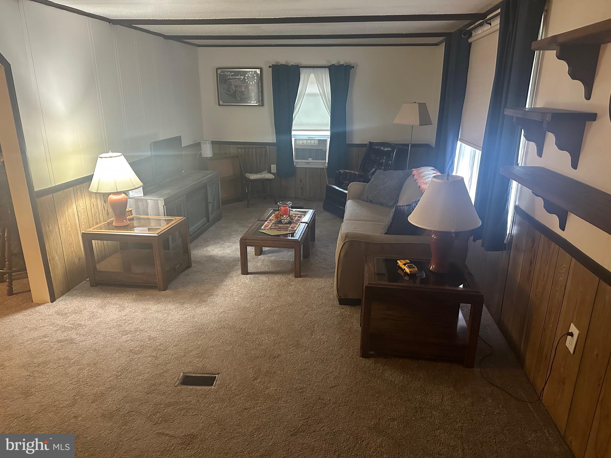1 CLUBHOUSE