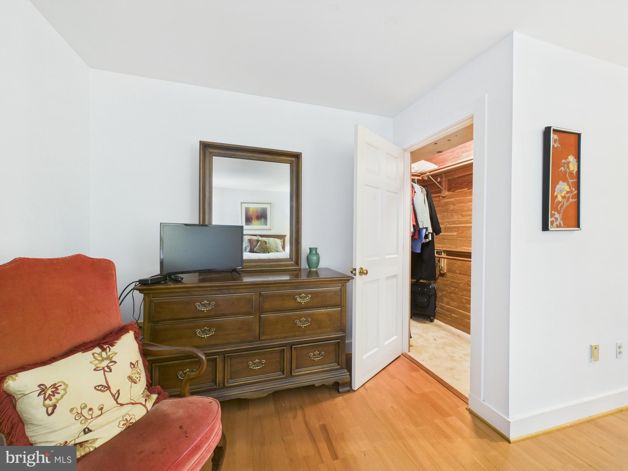 ASBURY - Residential