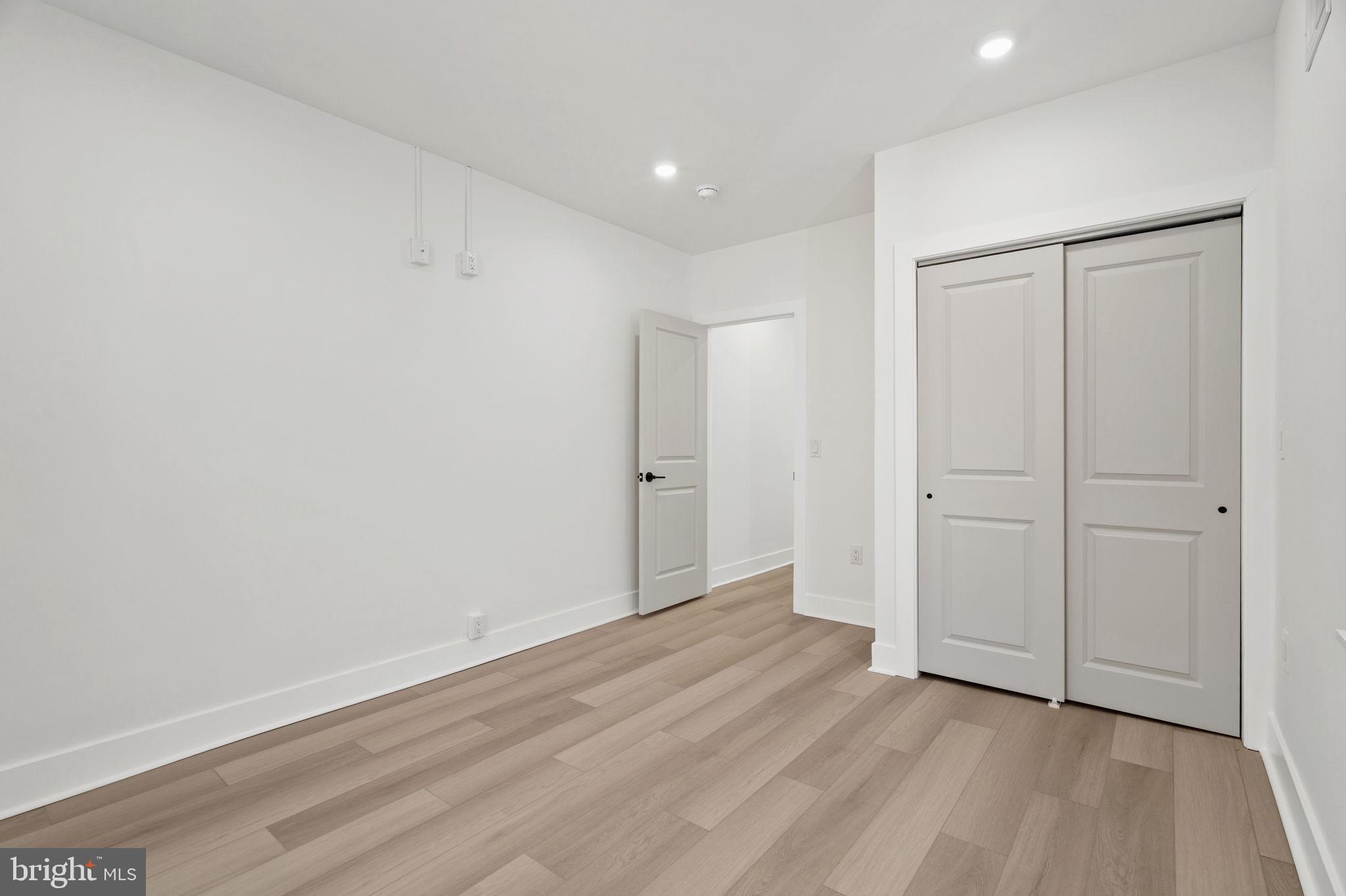 COBBS CREEK - Residential